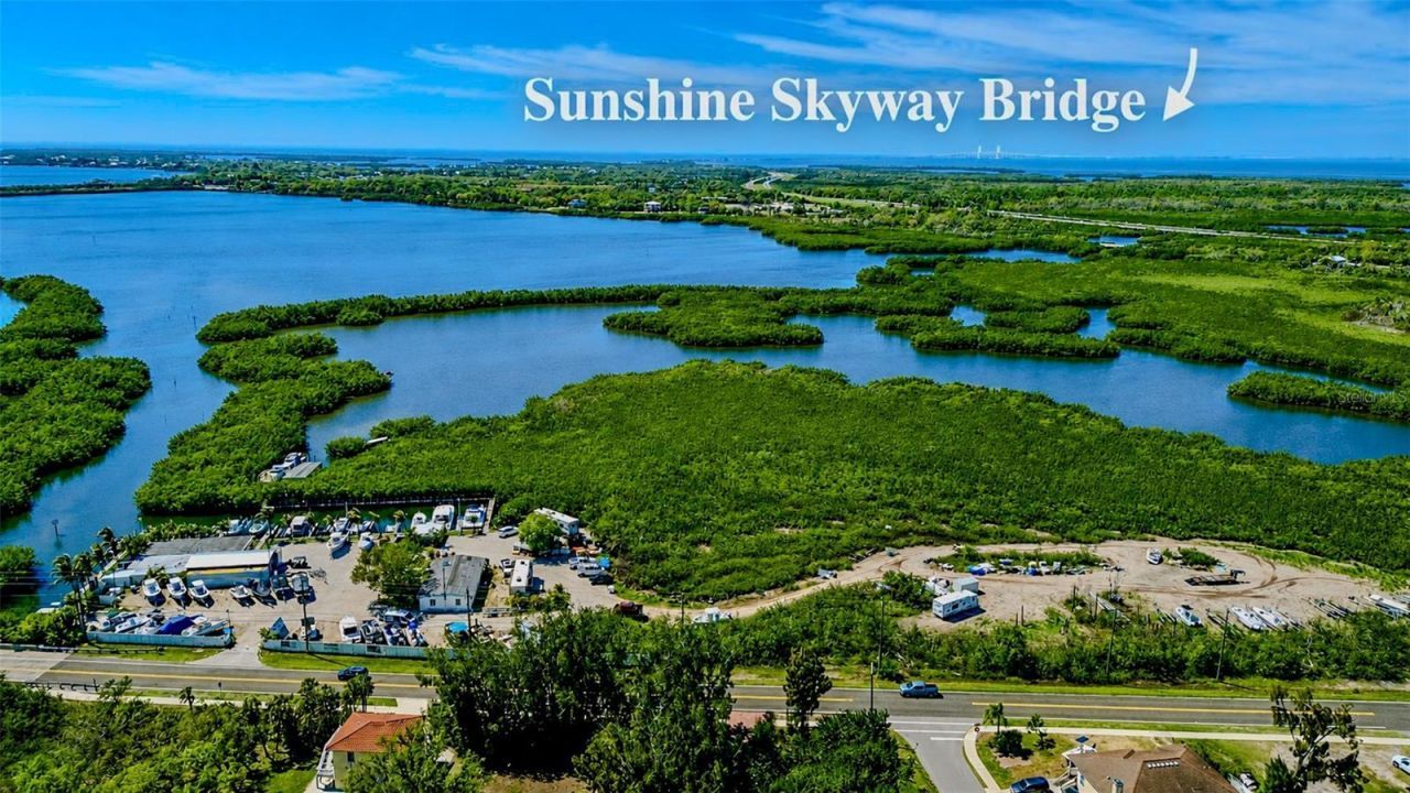 6817 Bayshore Road, Palmetto, FL 34221 Photo