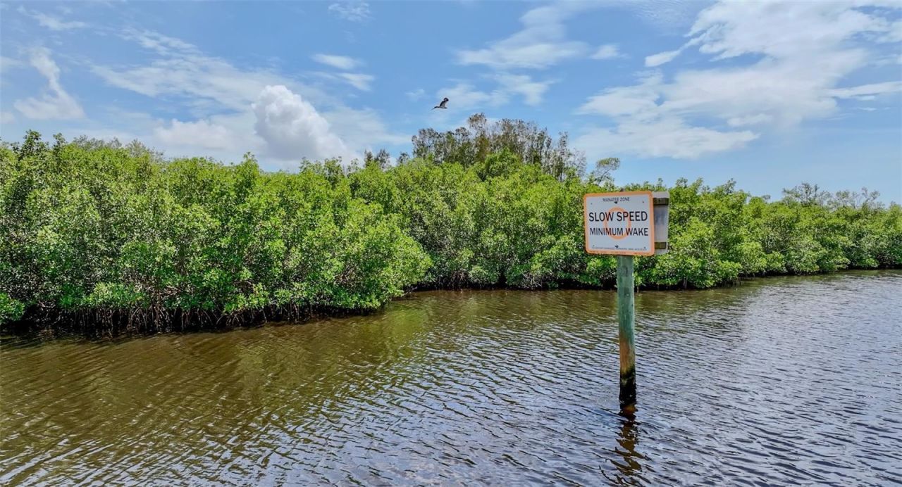 6817 Bayshore Road, Palmetto, FL 34221 Photo