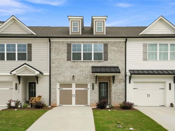 5350 Fox Den Road , Oakwood, GA 30566