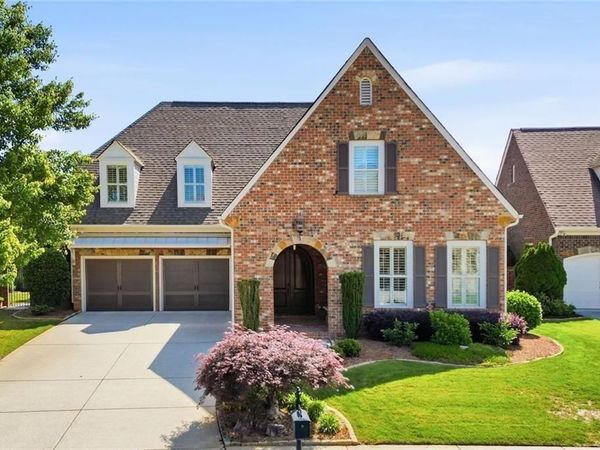 318 Lakeside Trace , Canton, GA 30115