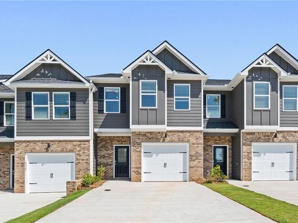 8330 Columbia Court , Palmetto, GA 30268