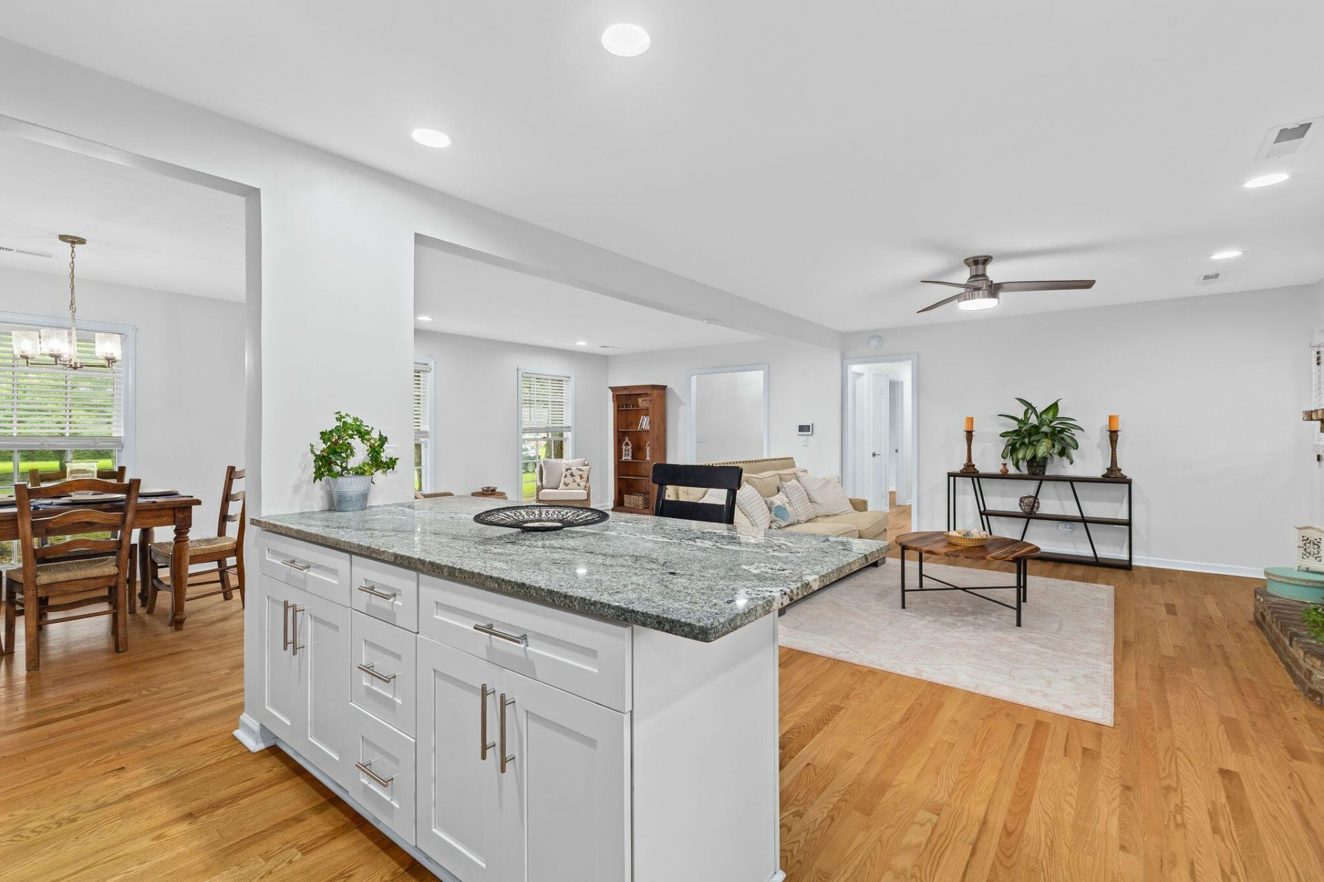 1775 Balfoure Drive Photo 15