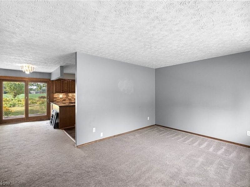 1012 Vivian Drive , Grafton, OH 44044 Photo 3