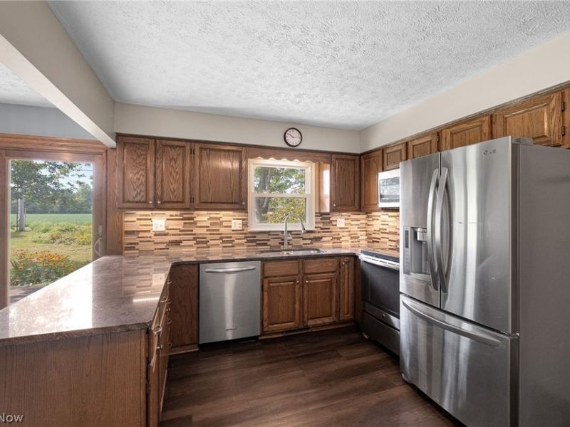 1012 Vivian Drive , Grafton, OH 44044 Photo 9
