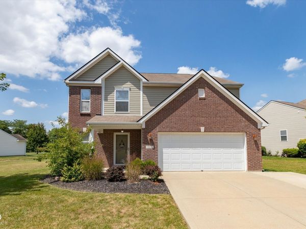 5826 Brookstone Drive , Indianapolis, IN 46234