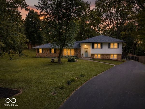5755 Andover Road , Indianapolis, IN 46220