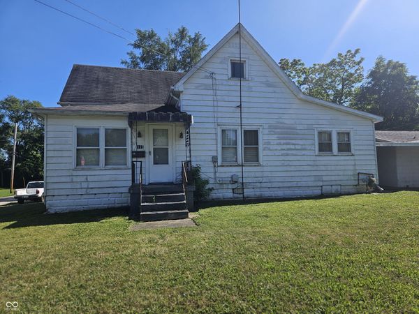 112 S Chestnut Street , Alexandria, IN 46001