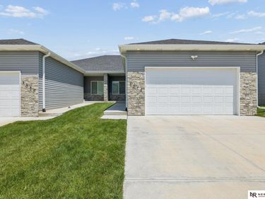 5074 W Stampede Lane, Lincoln, NE 68528