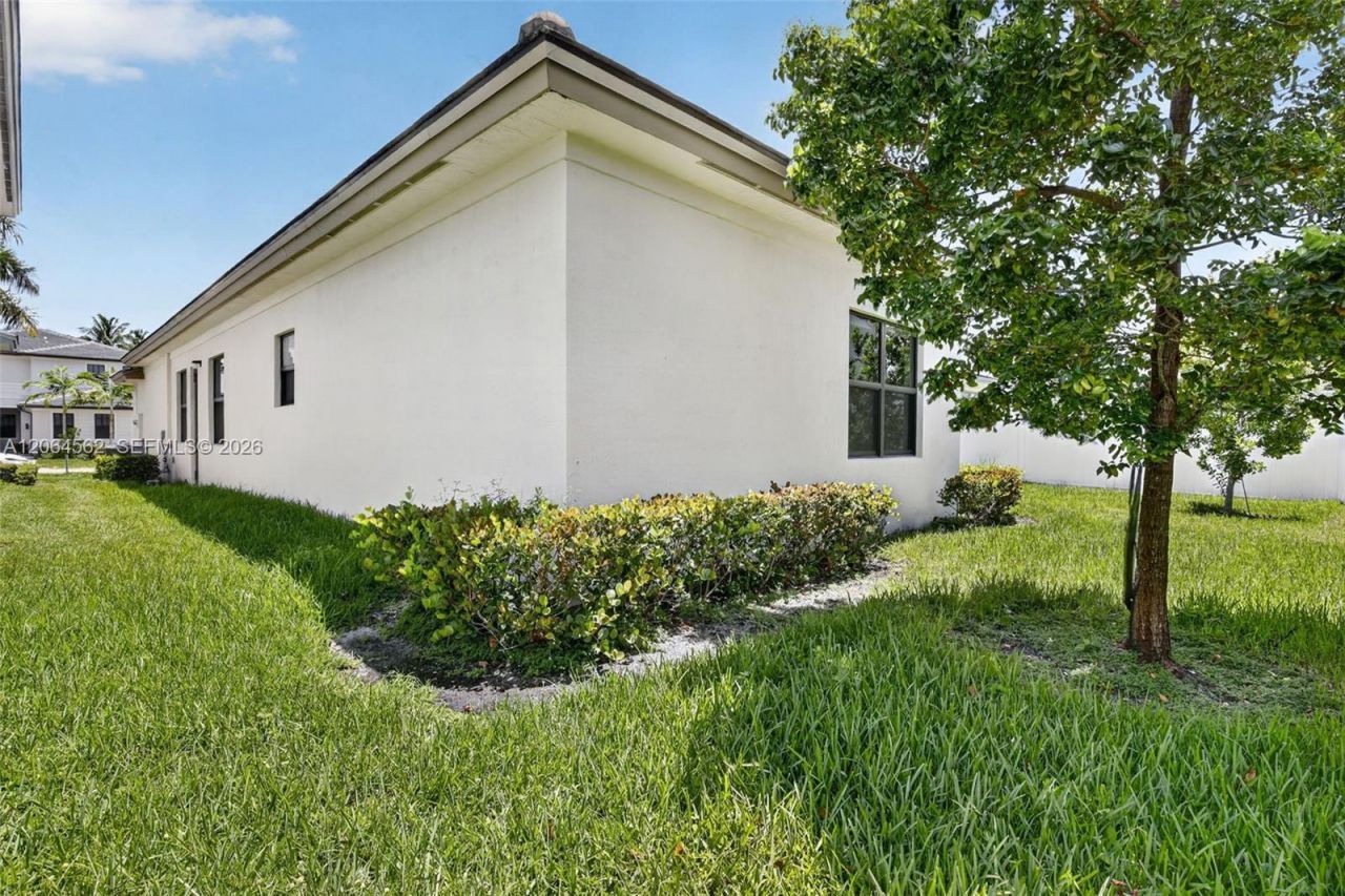 4574 SW 173rd Ave, Miramar, FL 33029 Photo