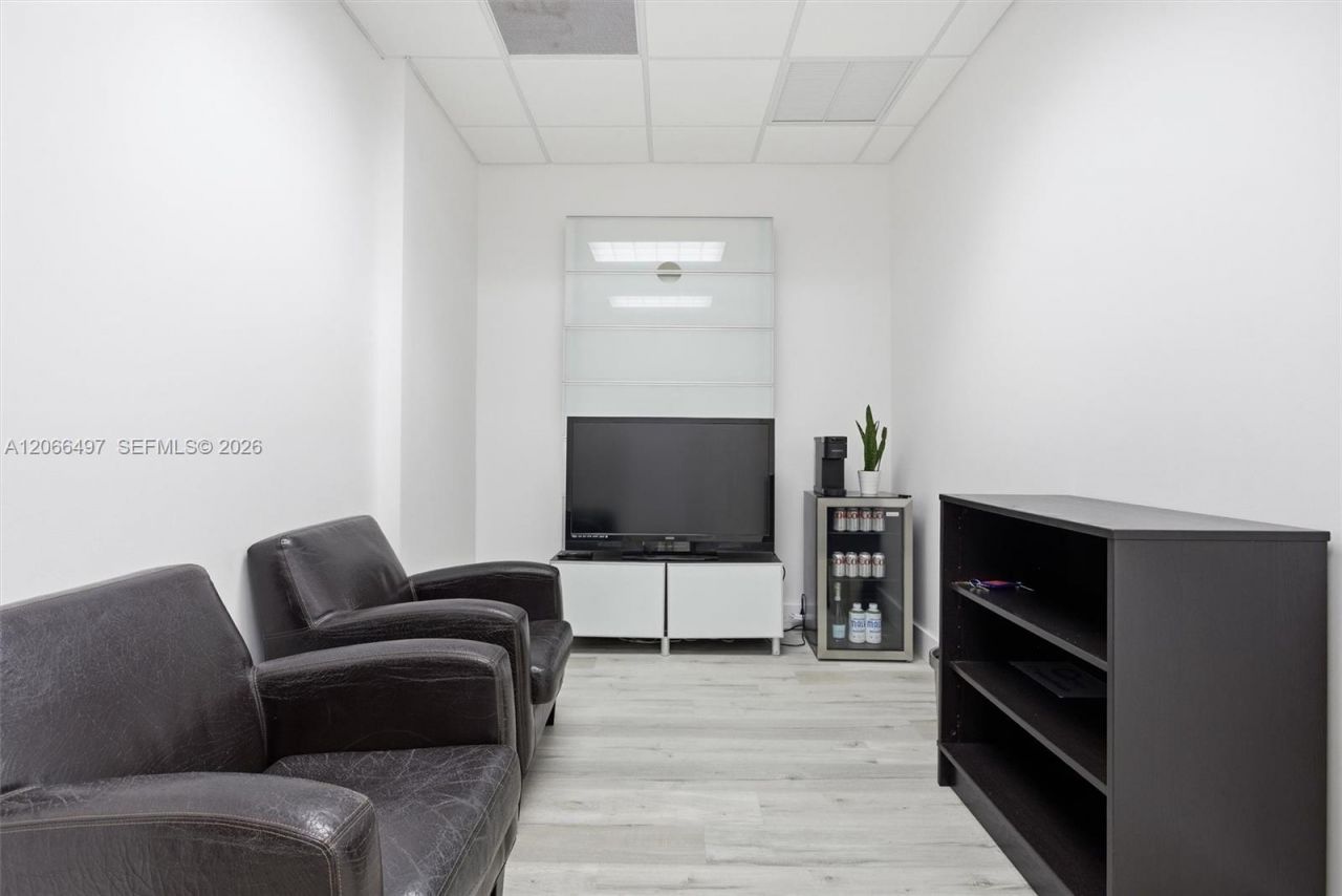175 SW 7th St , Unit 1614, Miami, FL 33130 Photo