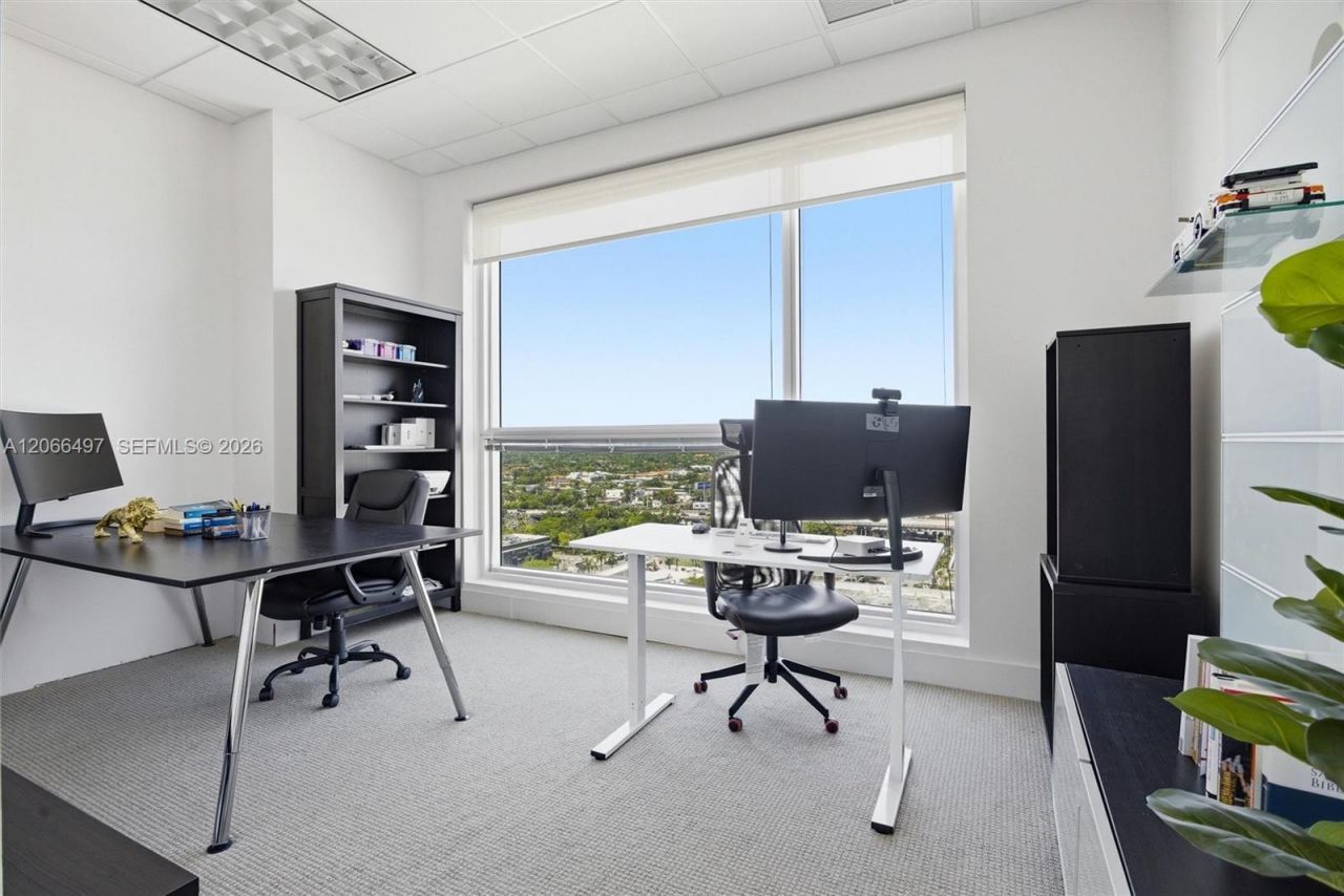 175 SW 7th St , Unit 1614, Miami, FL 33130 Photo