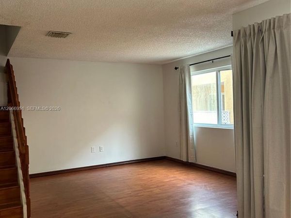 6245 KENDALE LAKES CR , Unit 215, Miami, FL 33183
