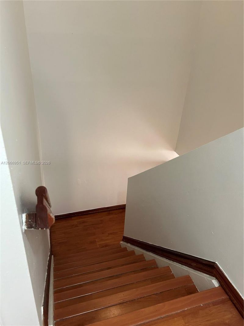 6245 Kendale Lakes Cr , Unit 215, Miami, FL 33183 Photo