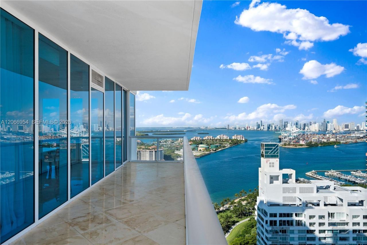 100 S Pointe Dr, Unit 3207, Miami Beach, FL 33139 Photo