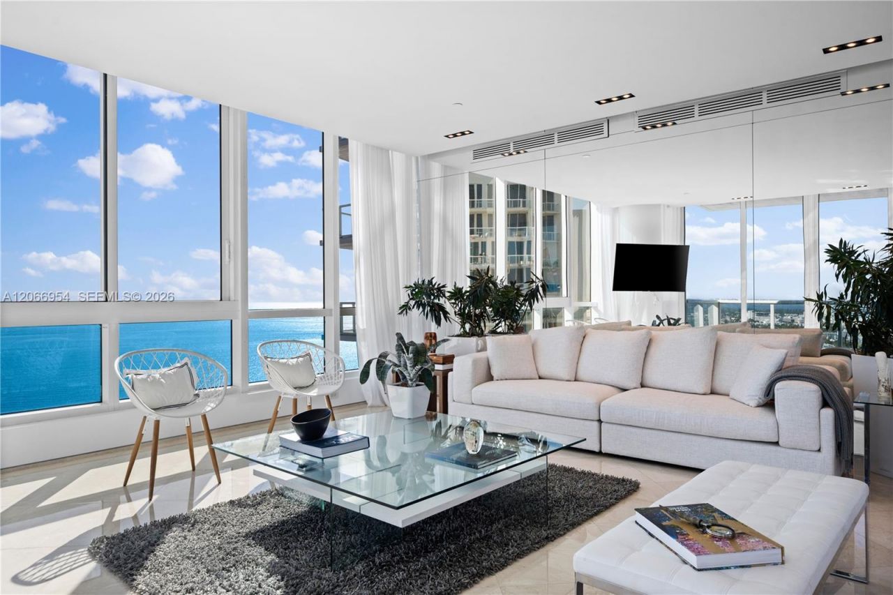 100 S Pointe Dr, Unit 3207, Miami Beach, FL 33139 Photo