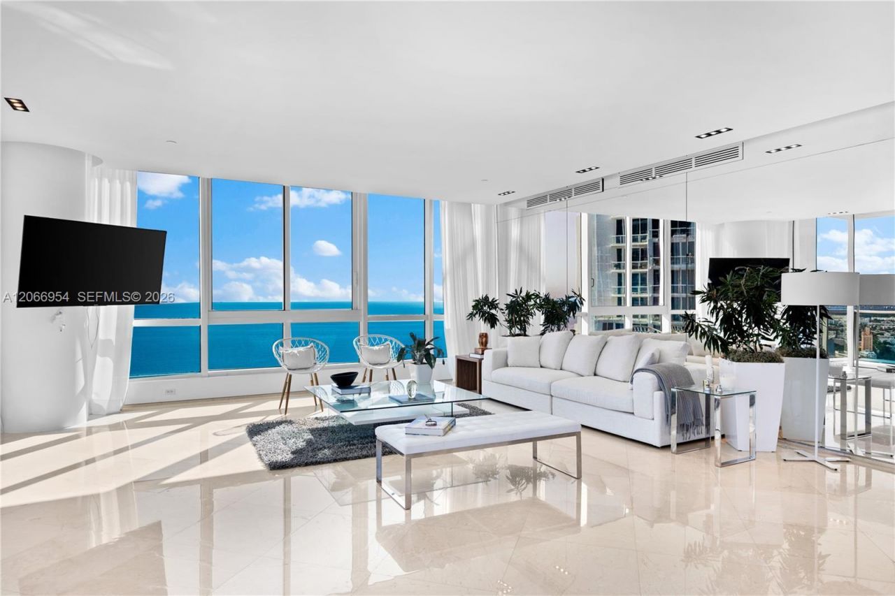 100 S Pointe Dr, Unit 3207, Miami Beach, FL 33139 Photo