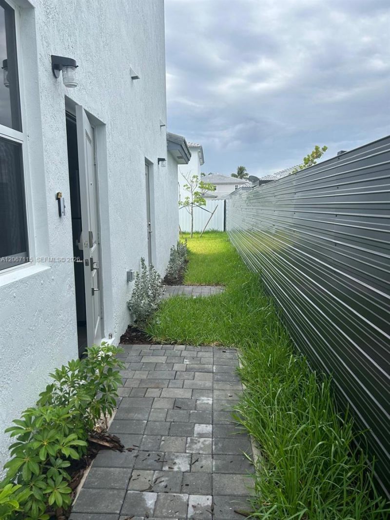 14806 SW 163rd St , Miami, FL 33187 Photo