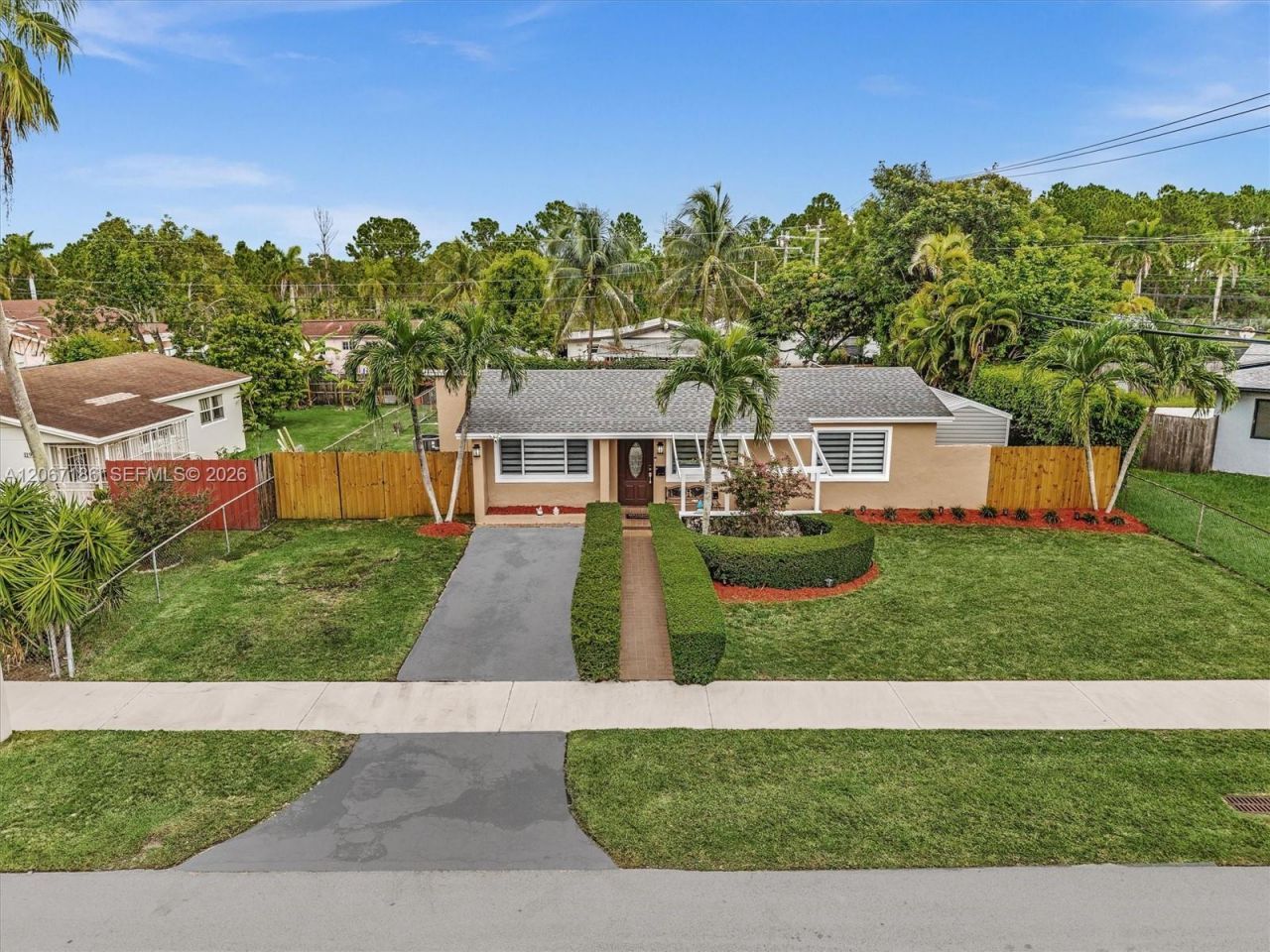 11911 SW 168th Ter, Miami, FL 33177 Photo