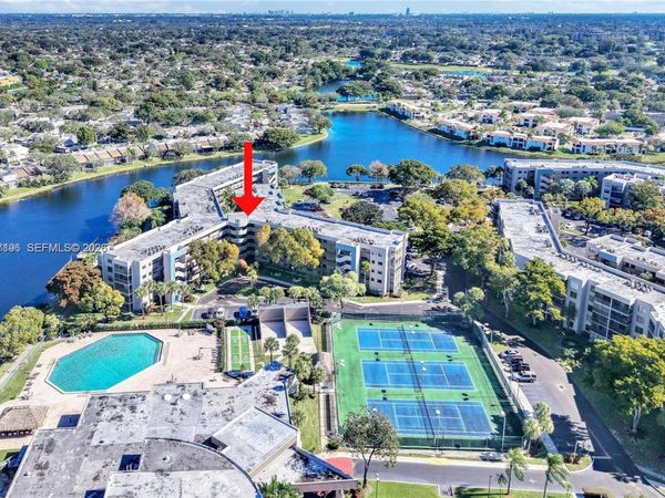 1101 Colony Point Cir , Unit 102, Pembroke Pines, FL 33026