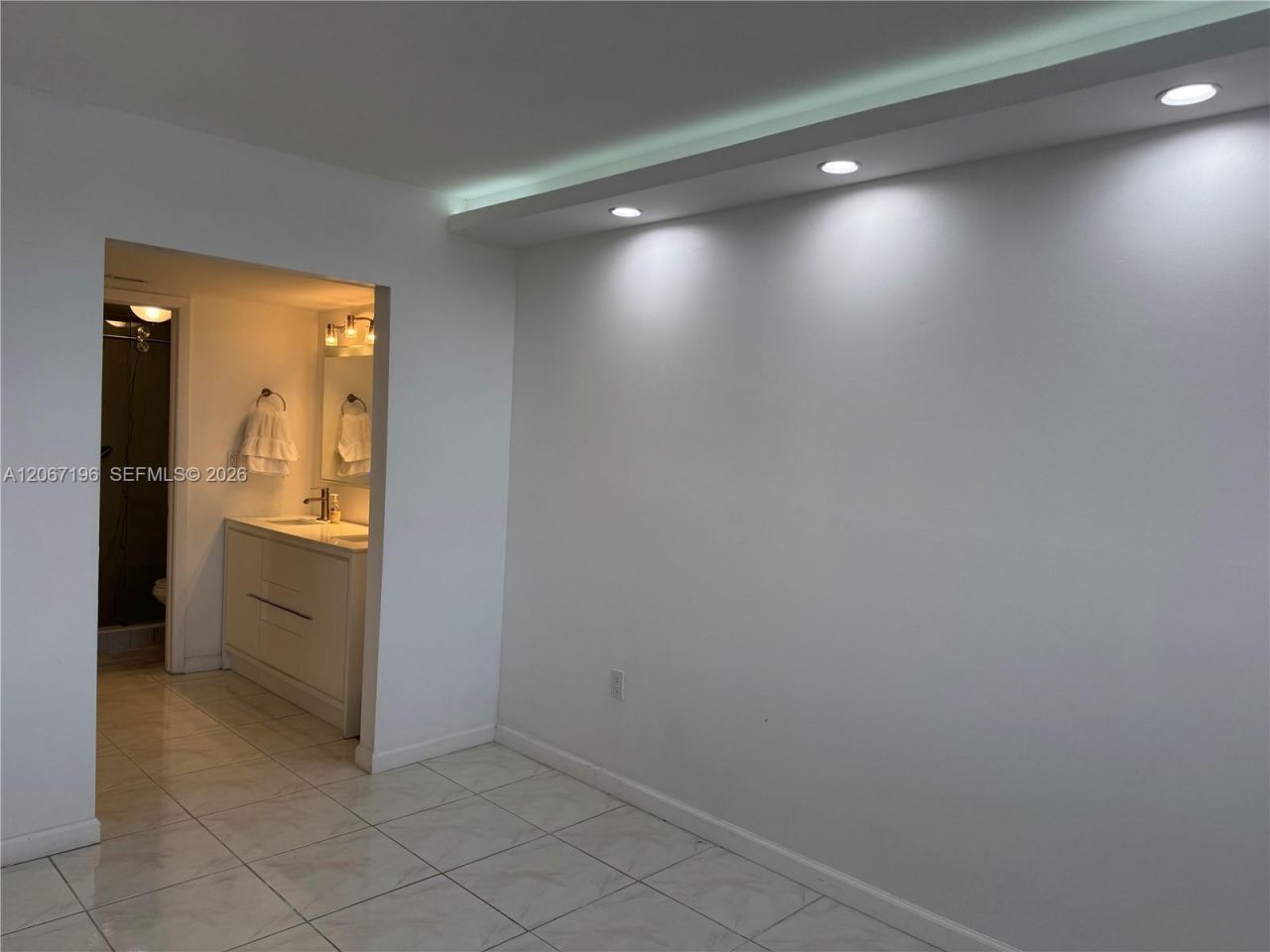 1101 Colony Point Cir , Unit 102, Pembroke Pines, FL 33026 Photo