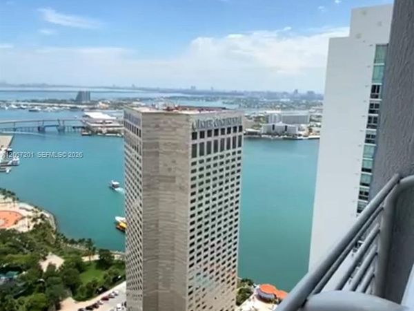 325 S Biscayne Blvd , Unit 4214, Miami, FL 33131