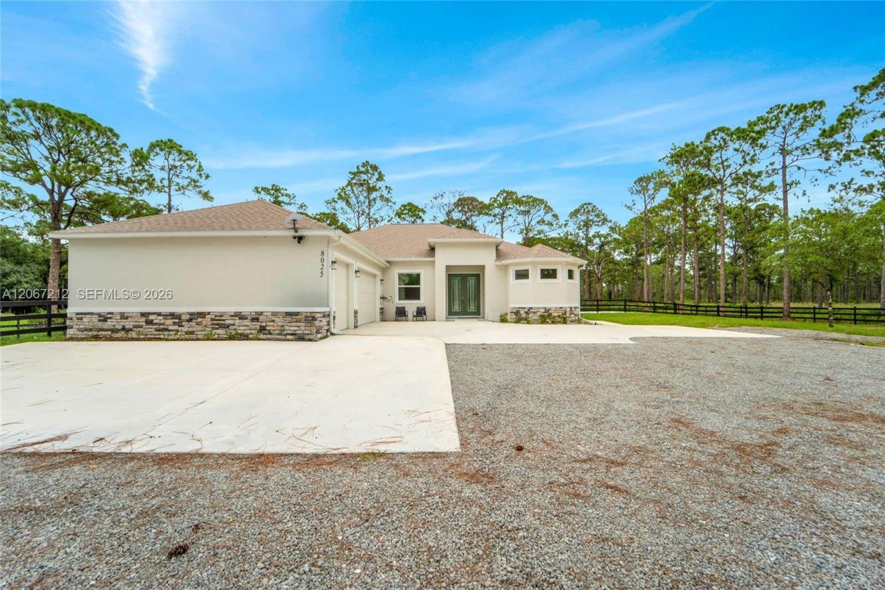 8025 SE Babcock Street, Grant Valkaria, FL 32909 Photo