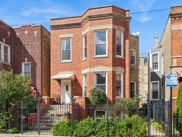 3226 W Thomas Street , Chicago, IL 60651