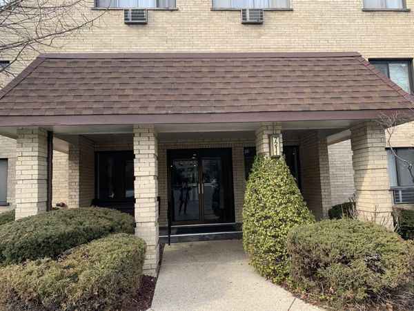 7211 WOLF Road , Unit 412A, Indian Head Park, IL 60525