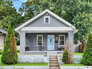 1316 Connell Court, Omaha, NE 68108