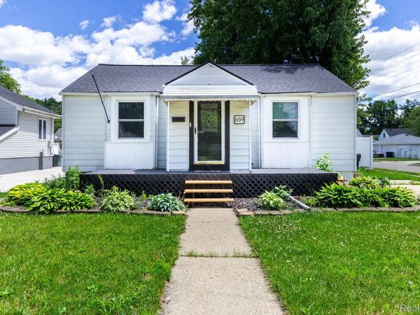 659 Gargantua Avenue, Clawson, Mi 48017