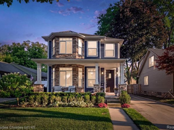 1334 Cole Street , Birmingham, Mi 48009