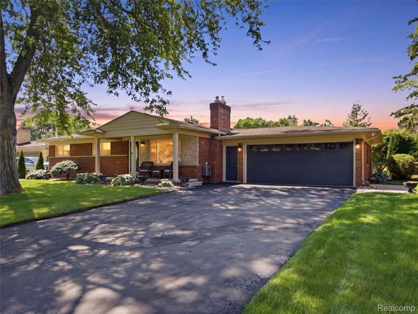 53261 Tundra Drive , Shelby Township, Mi 48316