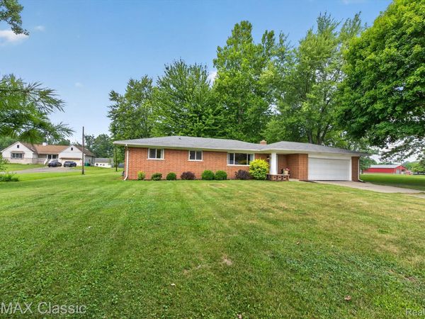 8200 Hannan Road , Van Buren Township, Mi 48184