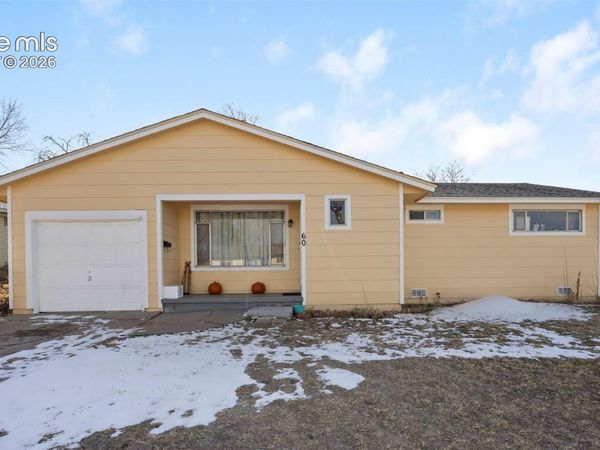 60 Loch Lomond Lane, Pueblo, CO 81001