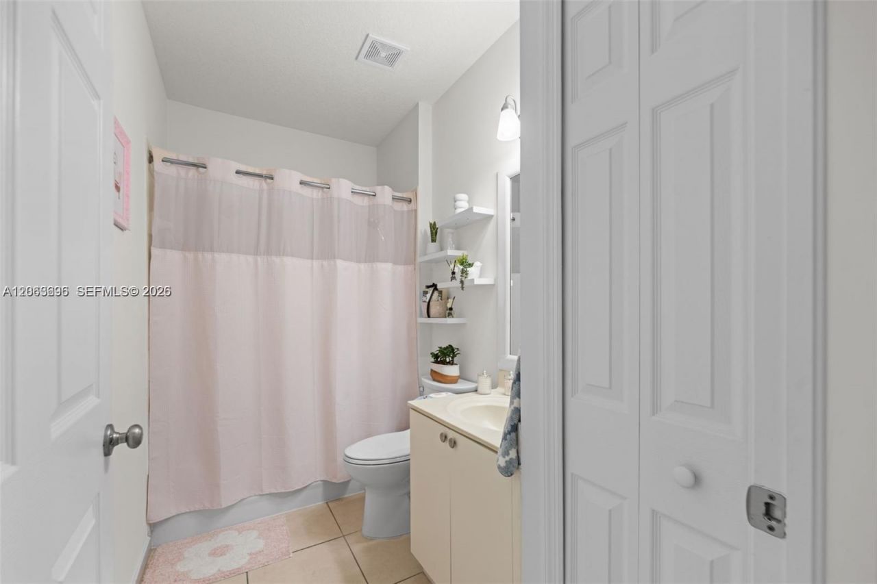 3220 NE 11th Dr , Homestead, FL 33033 Photo