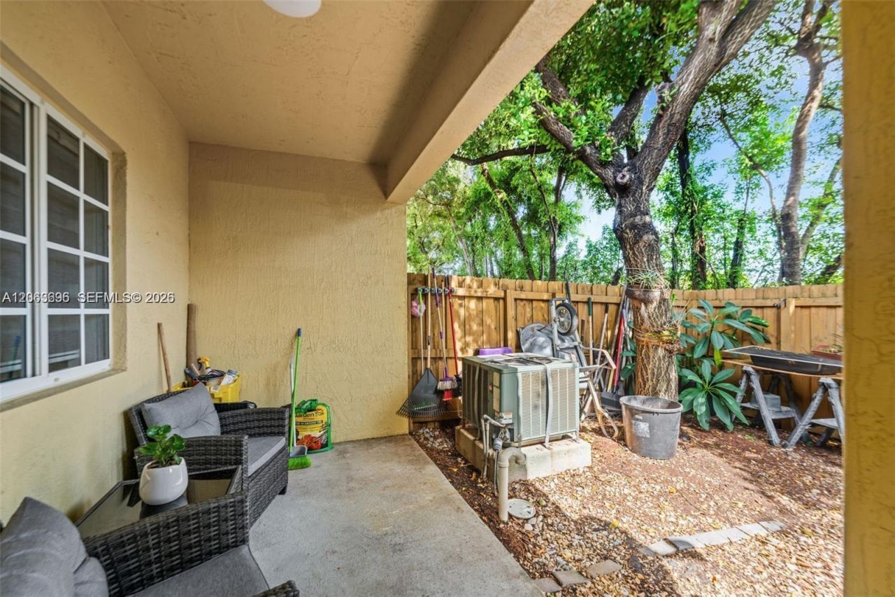 3220 NE 11th Dr , Homestead, FL 33033 Photo