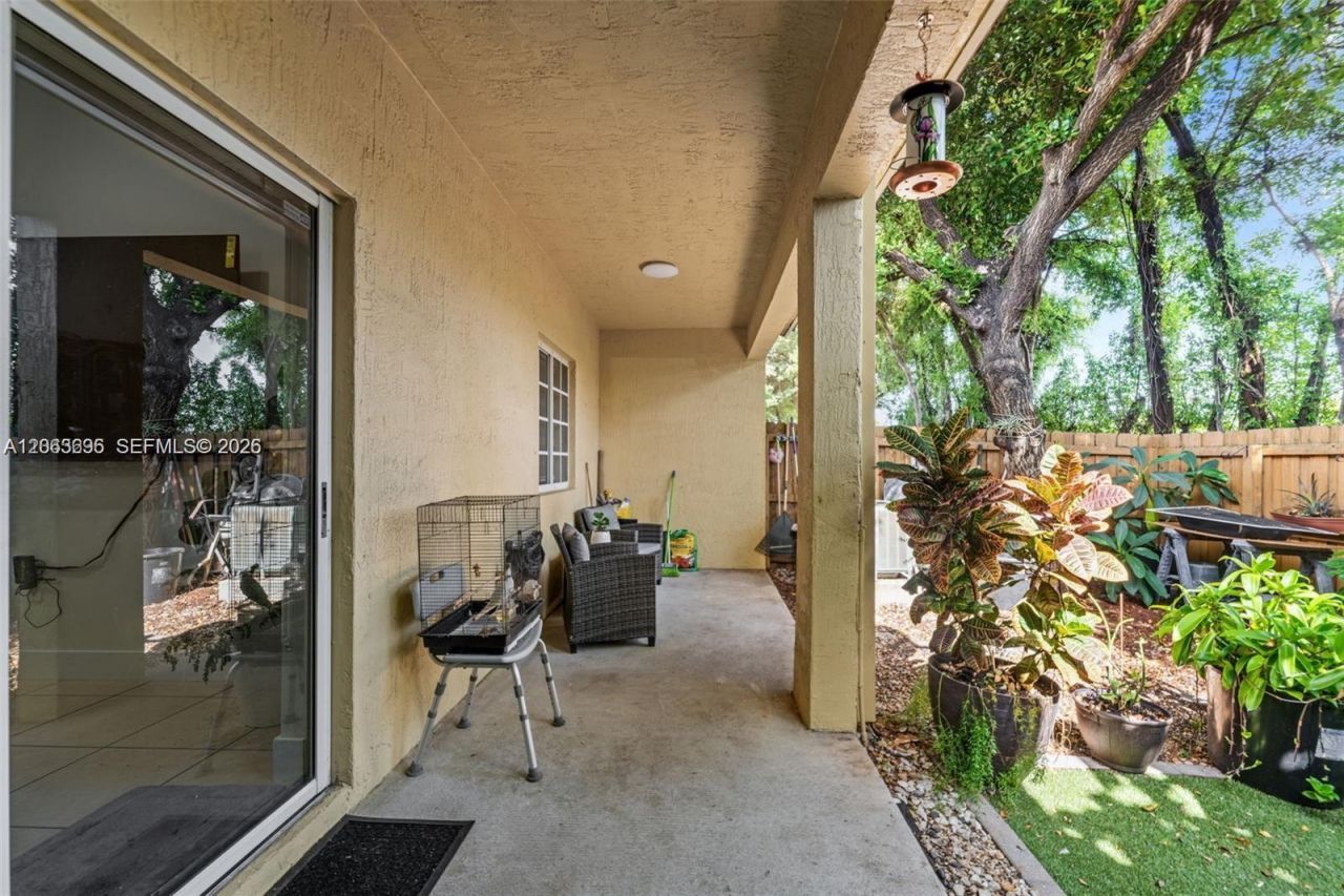 3220 NE 11th Dr , Homestead, FL 33033 Photo