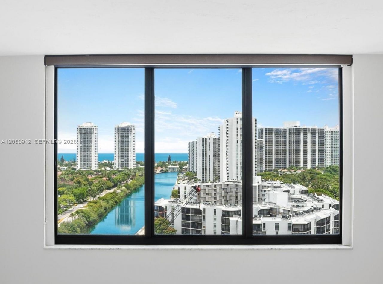 3375 N Country Club Dr, Unit 1605, Aventura, FL 33180 Photo