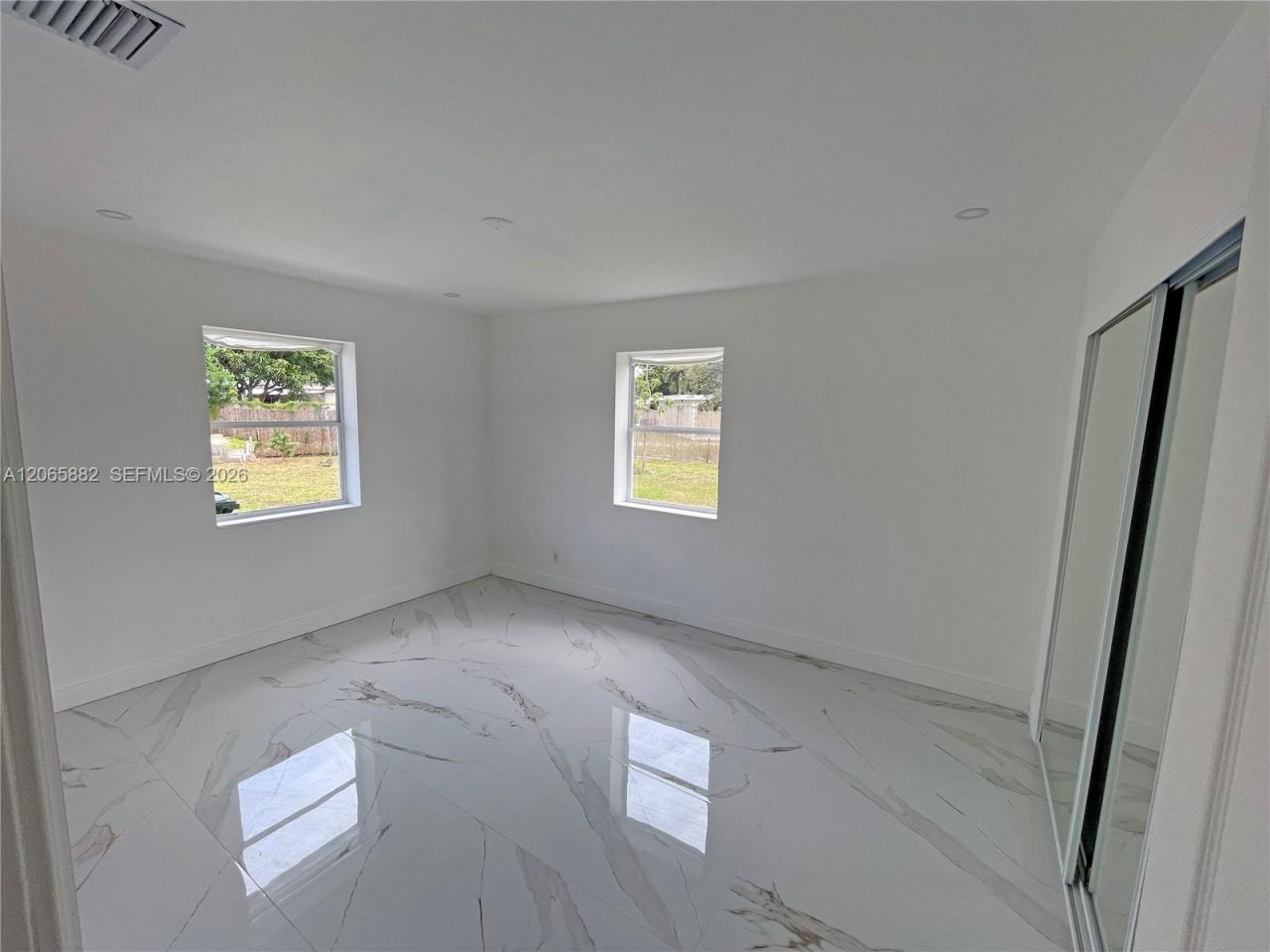 1606 NW 12th Ave , Fort Lauderdale, FL 33311 Photo