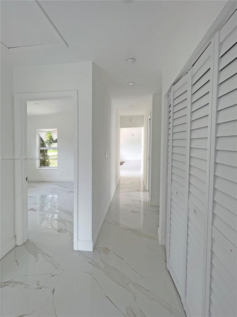 1606 NW 12th Ave , Fort Lauderdale, FL 33311 Photo