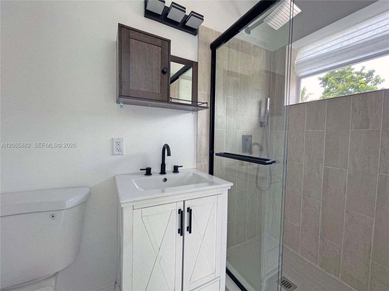 1606 NW 12th Ave , Fort Lauderdale, FL 33311 Photo