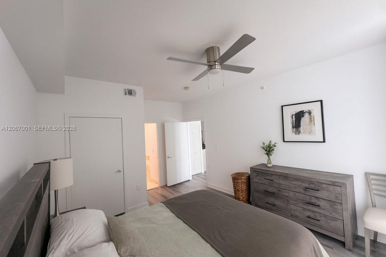 79 SW 12th St , Unit 2809-S, Miami, FL 33130 Photo