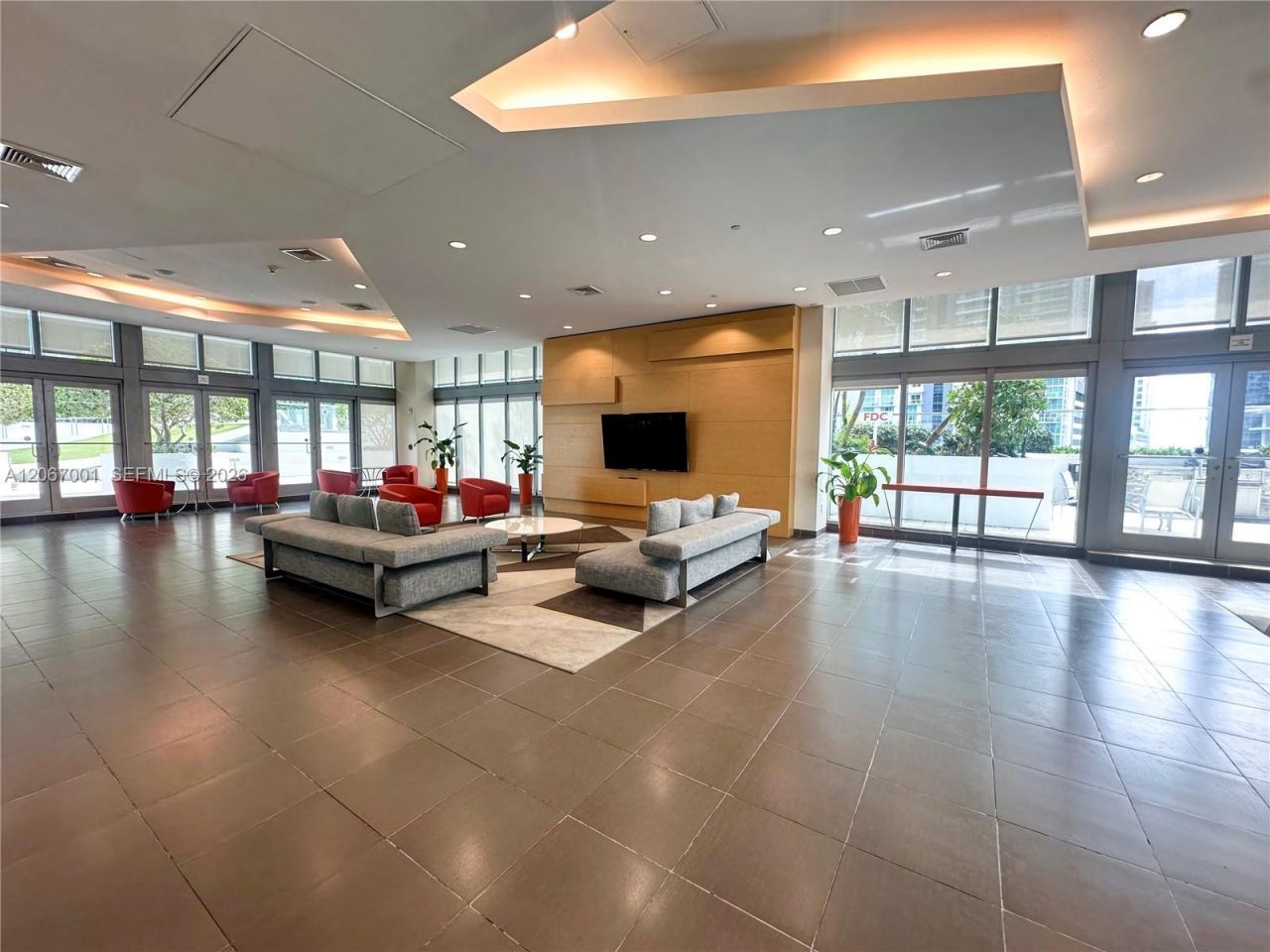 79 SW 12th St , Unit 2809-S, Miami, FL 33130 Photo