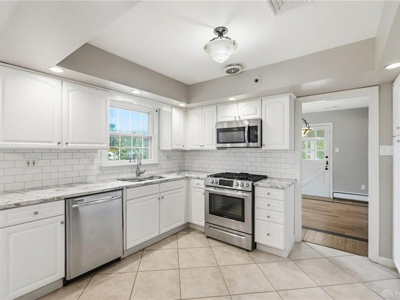 1801 Burgundy Lane, Washington Township, OH 45459 Photo 17