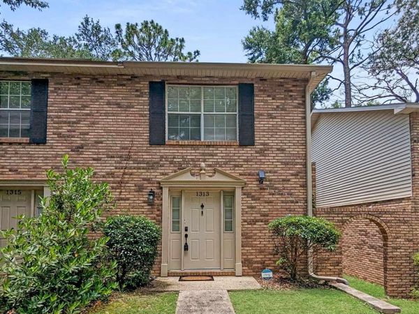 1313 Foxborough Dr, Pensacola, FL 32514