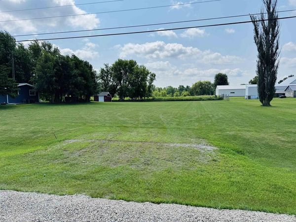 COUNTY ROAD E, Omro, WI 54963