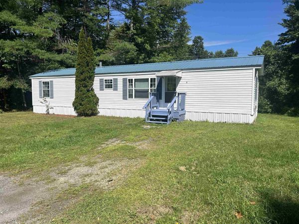 6 Mccusker Place, Claremont, NH 03743