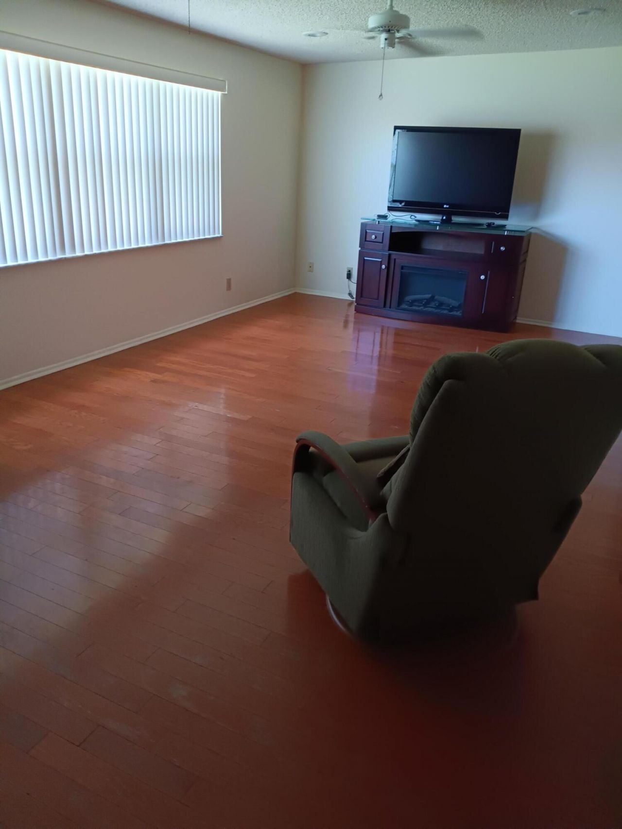 5730 Fernley Drive E, Unit 27, West Palm Beach, FL 33415 Photo