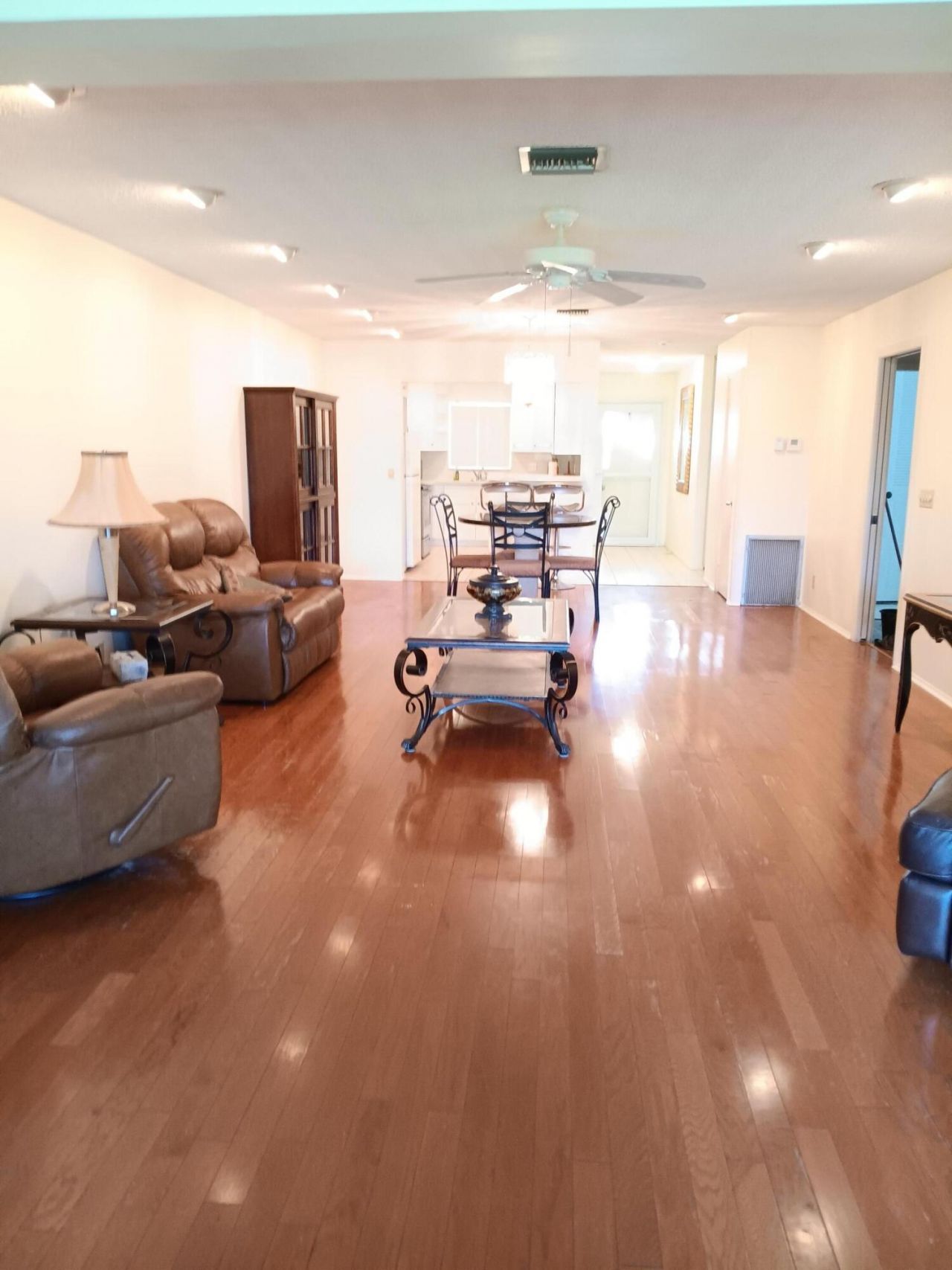 5730 Fernley Drive E, Unit 27, West Palm Beach, FL 33415 Photo