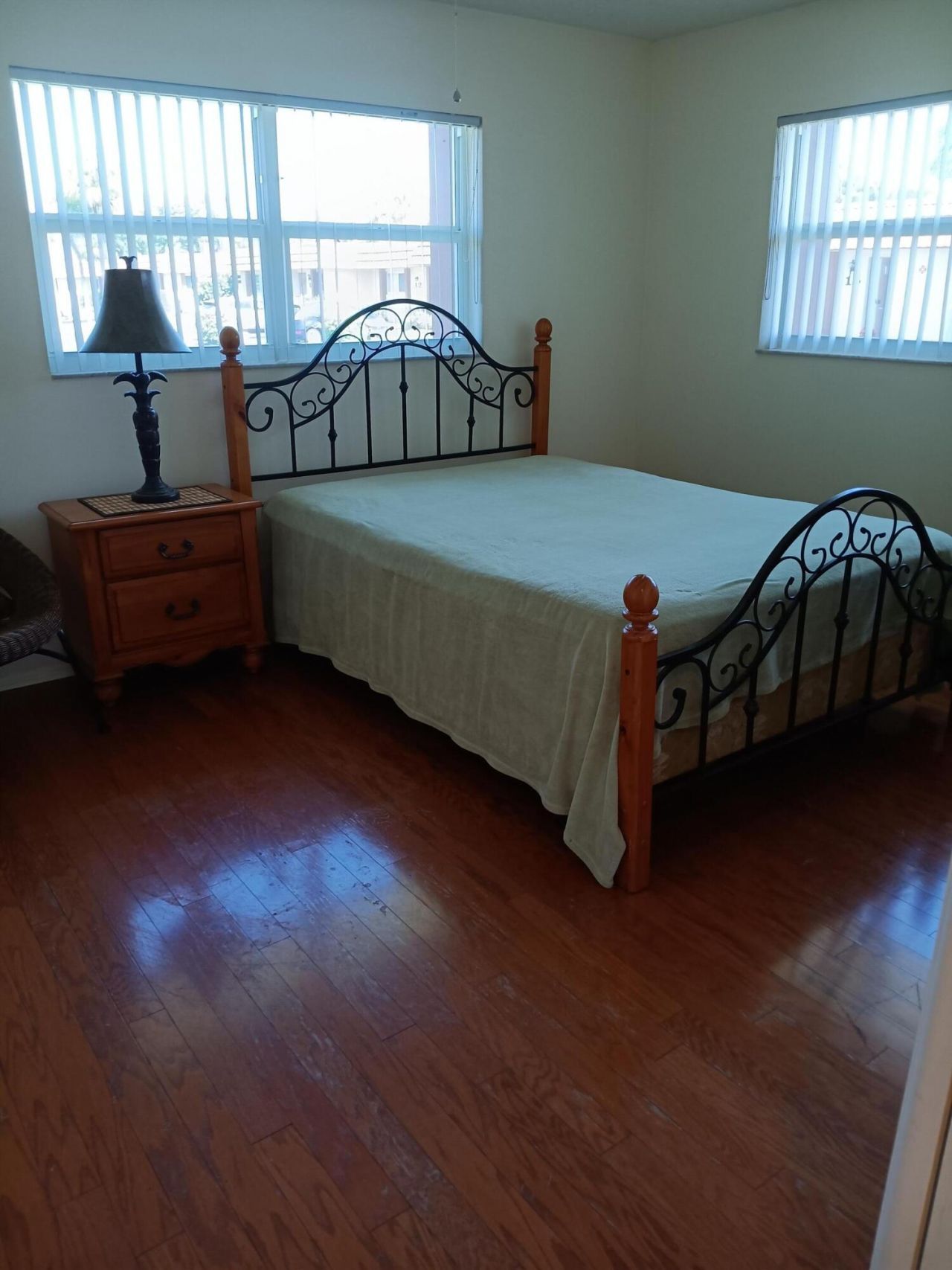5730 Fernley Drive E, Unit 27, West Palm Beach, FL 33415 Photo